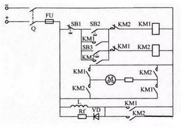 改变直流电机电枢电压极性实现正反转启动电路
